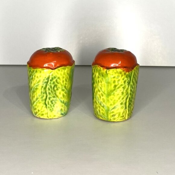 Ceramic Tomato & Leaf Salt & Pepper Shakers, VIntage, Spices - Picture 4 of 7